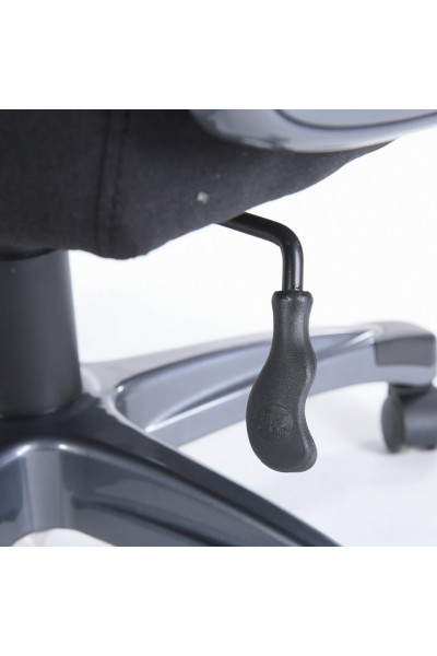 Кресло руководителя Brabix Premium Solid HD-005 до 180 кг, ткань, черное 531822 Кресло руководителя Brabix Premium Solid HD-005 до 180 кг, ткань, черное 531822