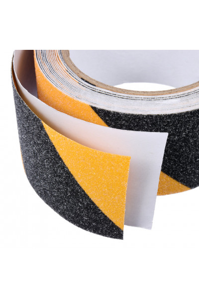 Противоскользящая лента Vortex 5х500 см сигнальная черно-желтая 24160 Противоскользящая лента Vortex 5х500 см сигнальная черно-желтая 24160