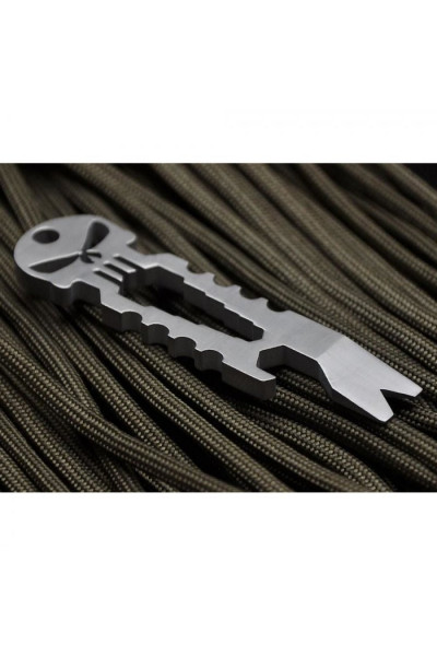 Мультитул-карта Tramp Battle Skull TRA-227