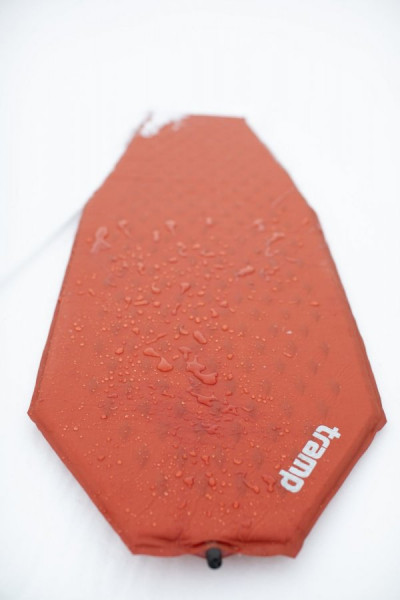 Самонадувающийся коврик Tramp Ultralight TPU TRI-022 Самонадувающийся коврик Tramp Ultralight TPU TRI-022