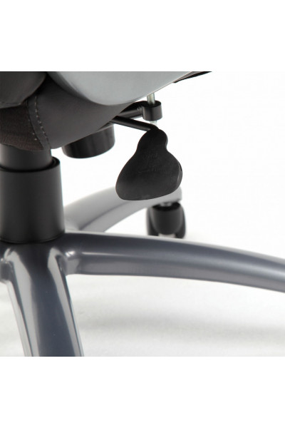 Кресло руководителя Brabix Premium Strong HD-009 до 200 кг, экокожа/ткань, черное 531945 Кресло руководителя Brabix Premium Strong HD-009 до 200 кг, экокожа/ткань, черное 531945